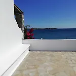 Cycladic Seaside Apartment *