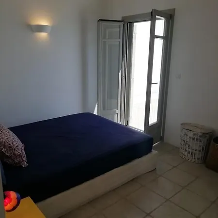 Cycladic Seaside Apartment *
